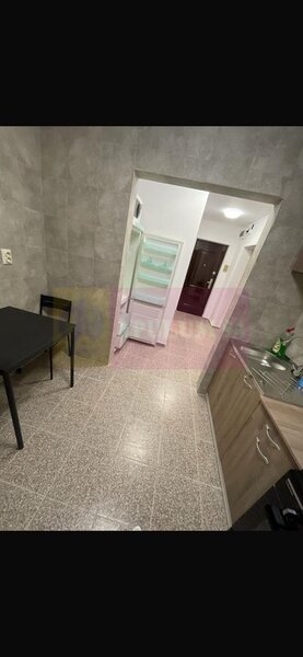 Garsoniera recent renovata si mobilata pe bdul Alexandru Obregia